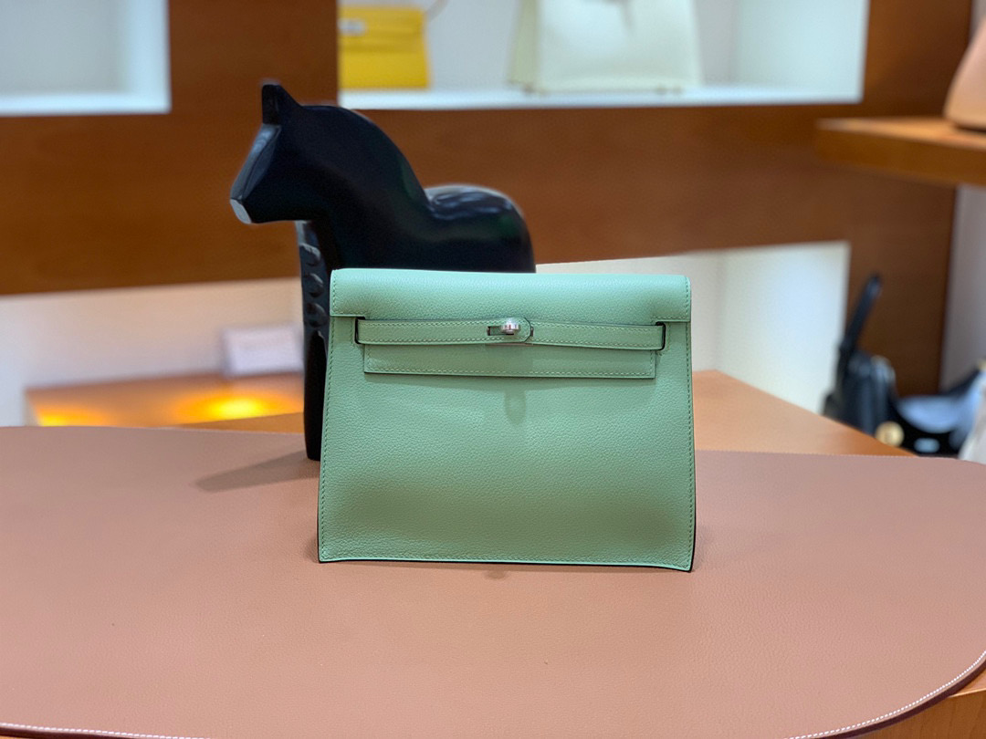 Hermes Kelly Danse 3i 牛油果绿 EverColor皮 银扣