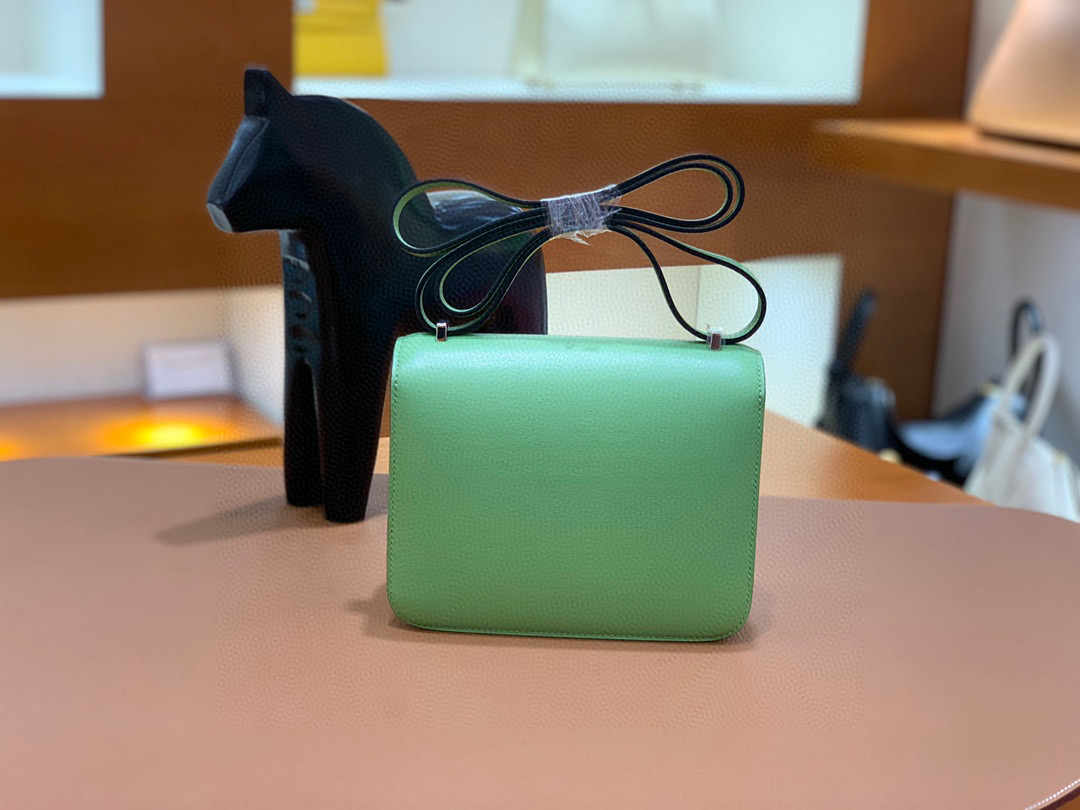 Hermes Constance 19CM 空姐包  Swift 牛油果绿 金扣 全手工定制