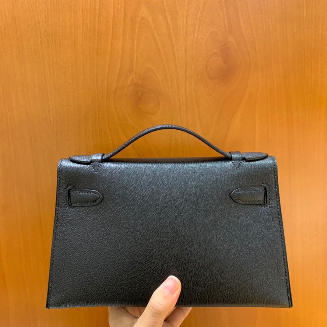 Hermes Kelly Pochette 22CM 山羊皮 黑色 金扣 手拿包