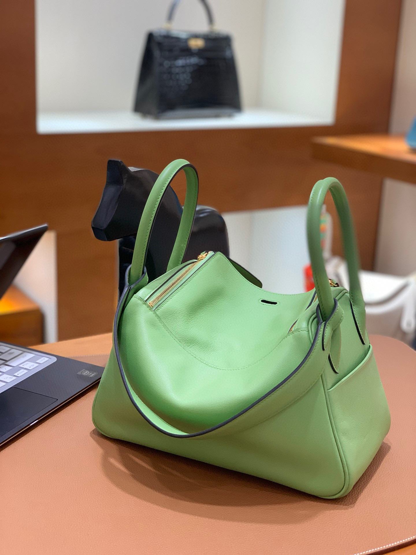 Hermes Lindy 琳迪包 26CM SWIFT皮 金扣 3i 牛油果绿 全手工定制
