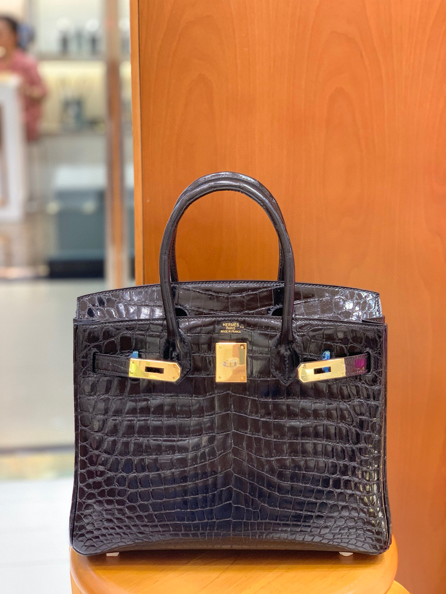 Hermes Birkin 铂金包 30CM 黑色 金扣 亮面 尼罗鳄 全手工