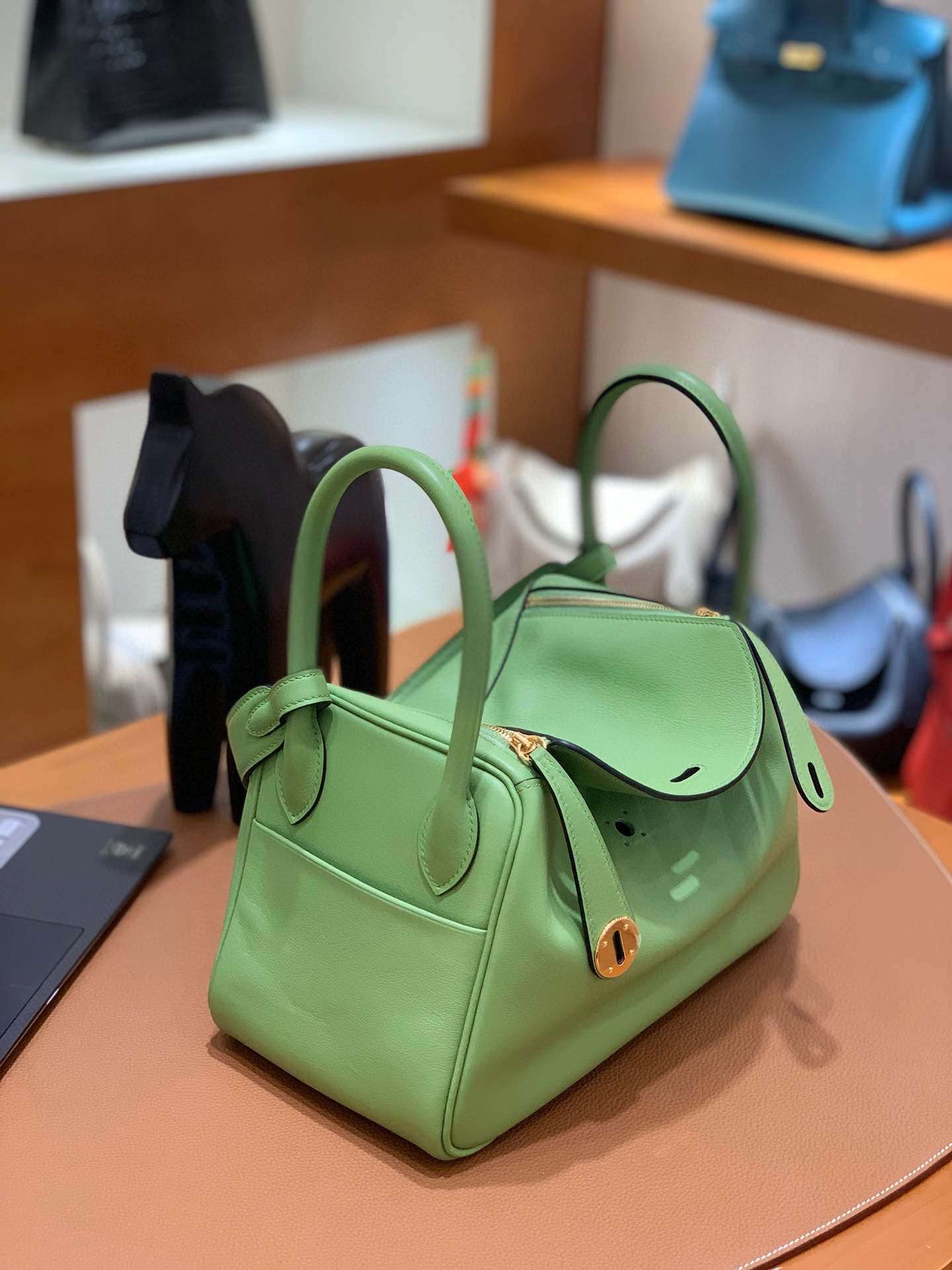 Hermes Lindy 琳迪包 26CM SWIFT皮 金扣 3i 牛油果绿 全手工定制