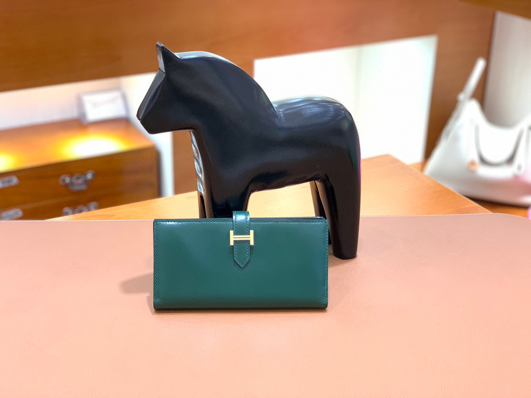 爱马仕 Hermes Bearn 西装夹 钱包 Box皮  英国绿 金扣