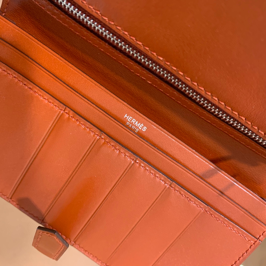 爱马仕 Hermes Bearn 西装夹 钱包 BOX皮  古铜色 银扣