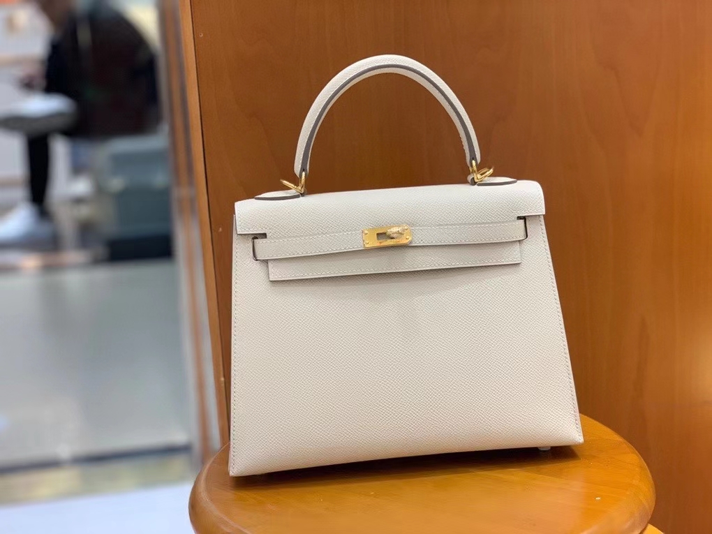 Hermès（爱马仕）Kelly 凯莉包 Epsom 奶昔白 金扣 25cm