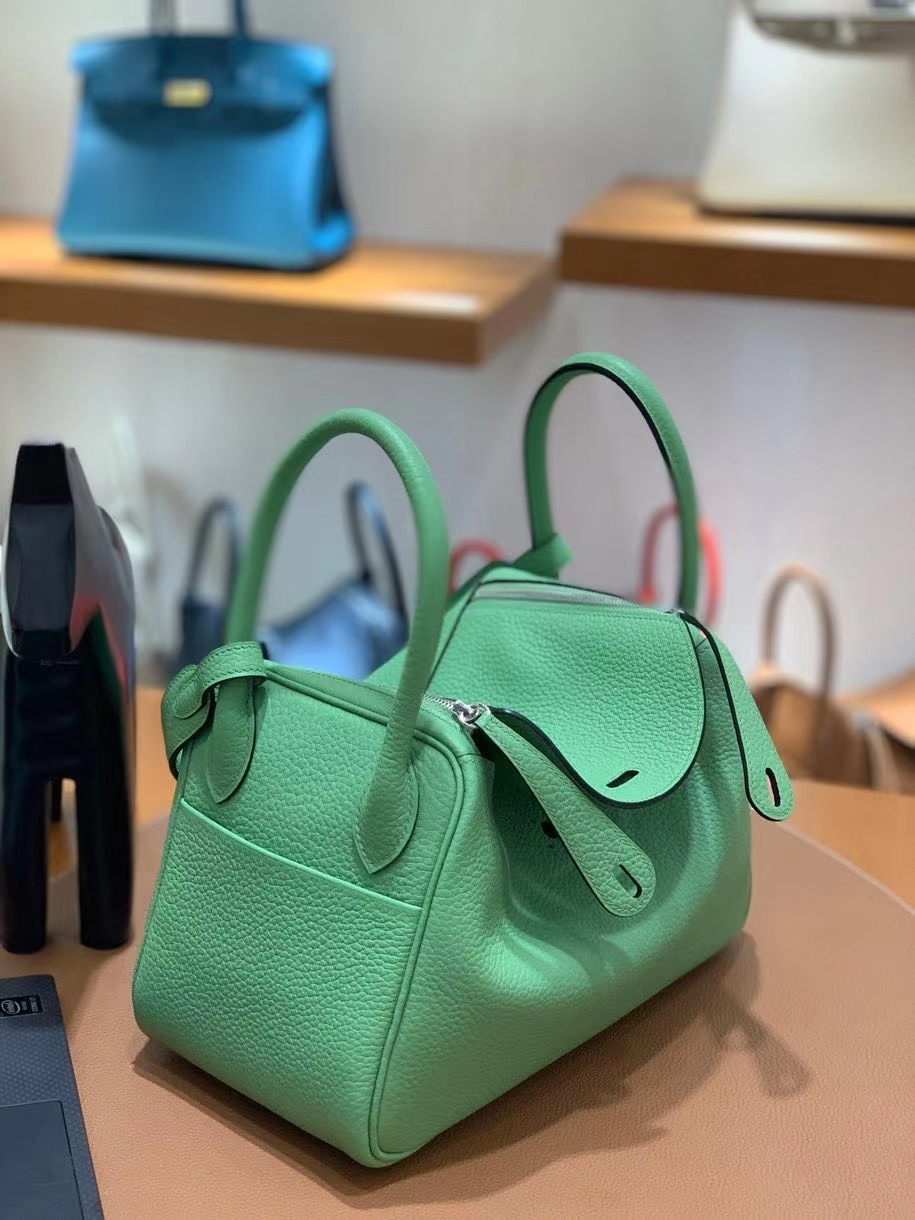 Hermès（爱马仕）TC 3i牛油果绿 Lindy 26 银扣
