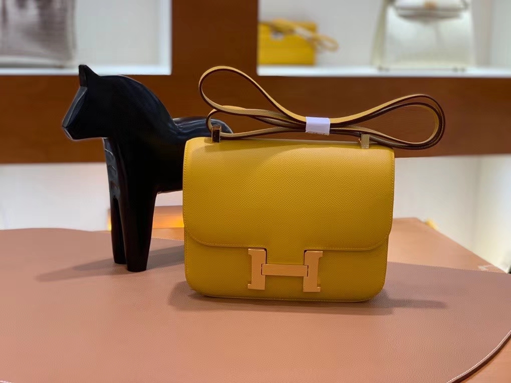 Hermès（爱马仕）Constance 空姐包 epsom 琥珀黄 金扣 24cm 现货