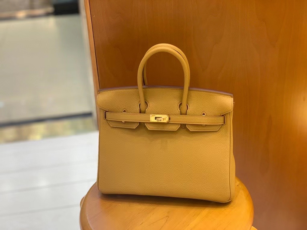 Hermès（爱马仕）Birkin 铂金包 Togo 芝麻色 金扣 25cm