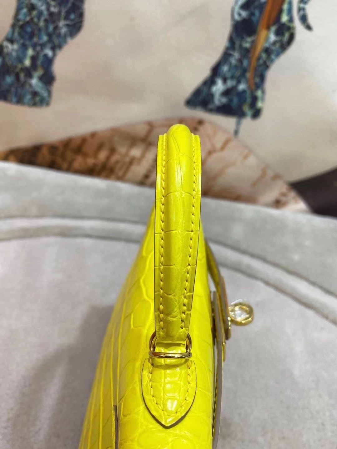 Hermès（爱马仕）美洲鳄 金盏花黄 minikelly 19cm 金扣 雾面 现货