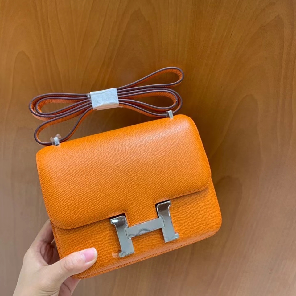 Hermès（爱马仕）Constance 空姐包 epsom 橙色 19cm 银扣 现货