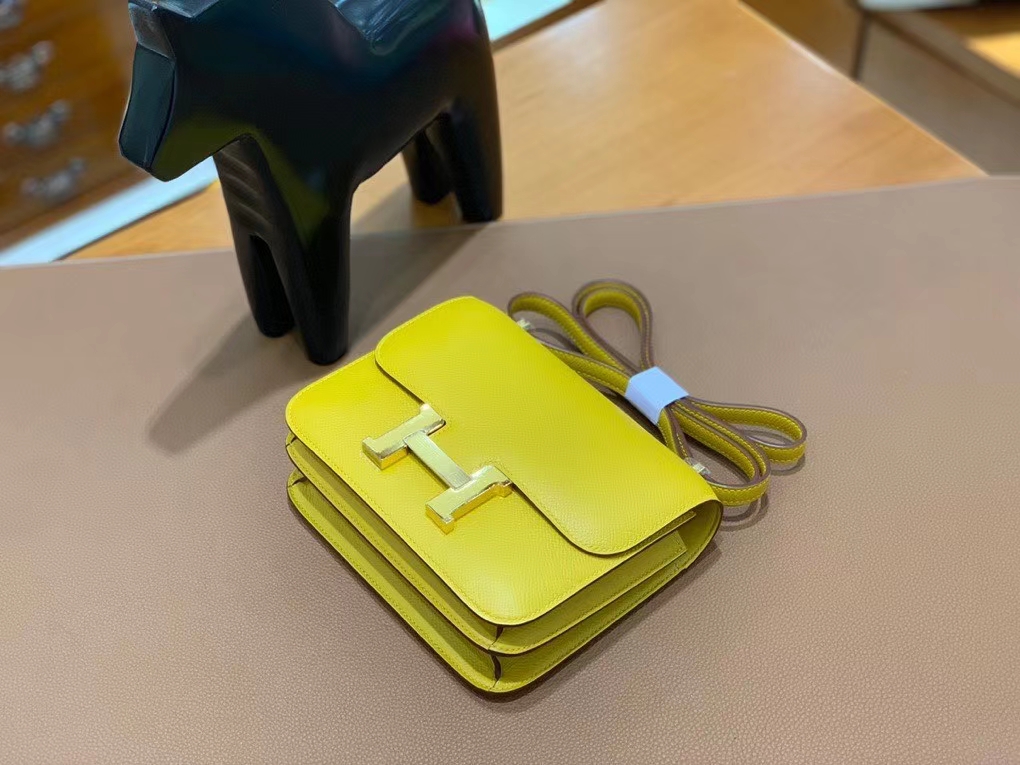 Hermès（爱马仕）Constance 空姐包 epsom 9D琥珀黄 金扣 19cm 现货