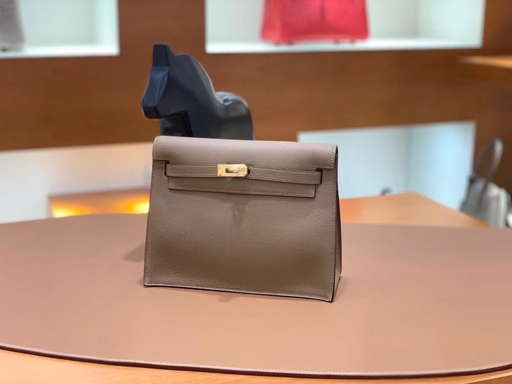 Hermès（爱马仕）Kelly danse evercolor 威玛犬米色 22cm 金扣 现货