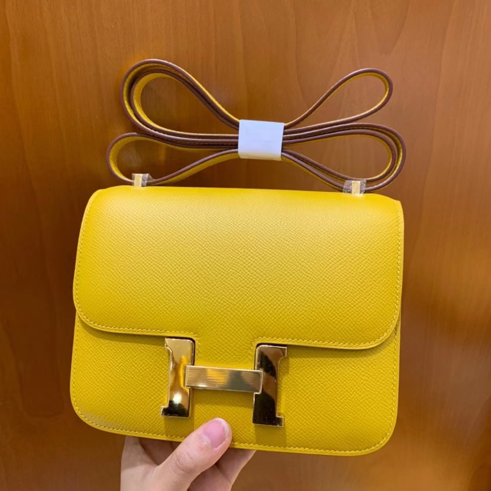 Hermès（爱马仕）Constance 空姐包 epsom 9D琥珀黄 金扣 19cm 现货