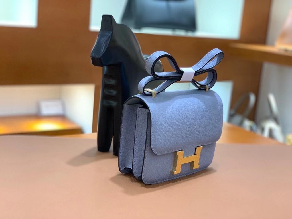 Hermès（爱马仕）Constance 空姐包 epsom 亚麻蓝 19cm 金扣 现货