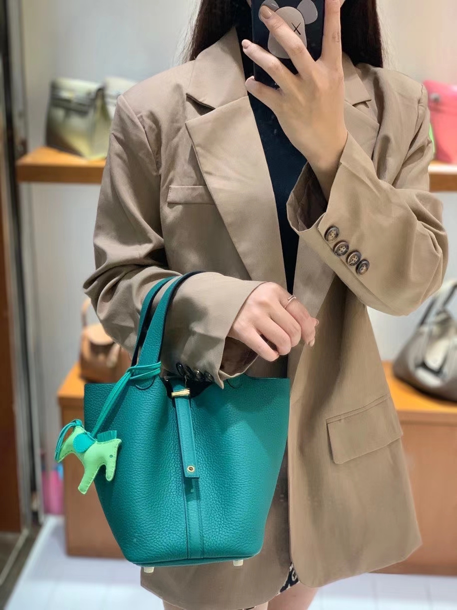 Hermès（爱马仕）Picotin 菜篮子 TC皮 丝绒绿 18cm 金扣