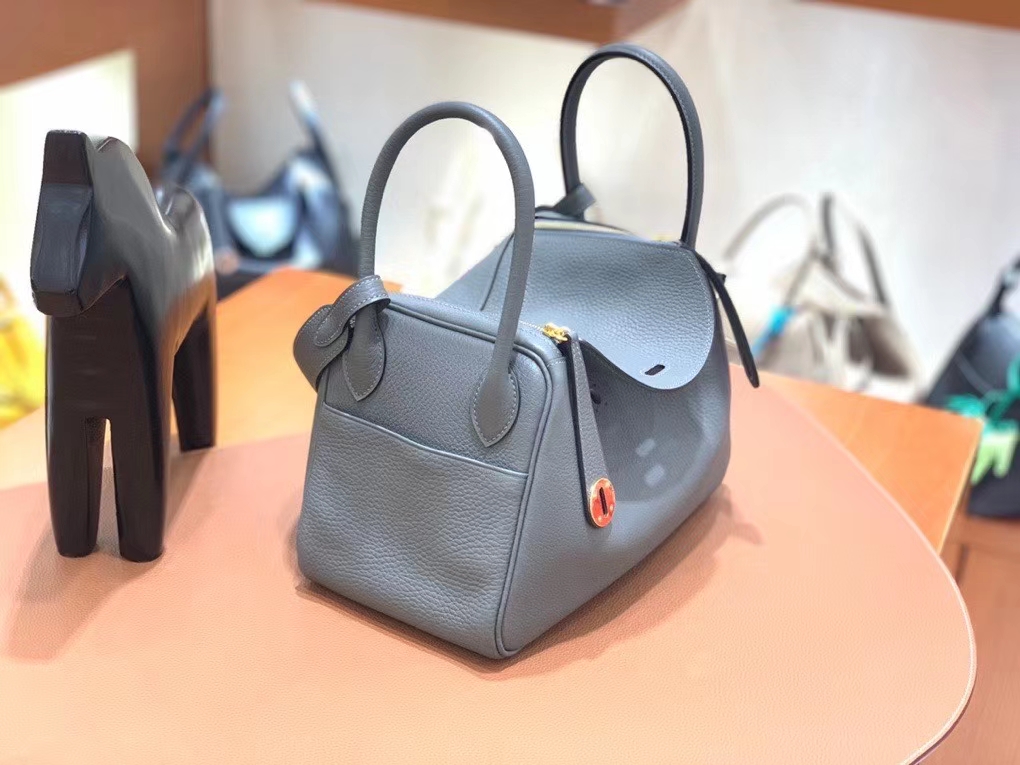 Hermès（爱马仕）TC 杏仁绿 Lindy 26 金扣