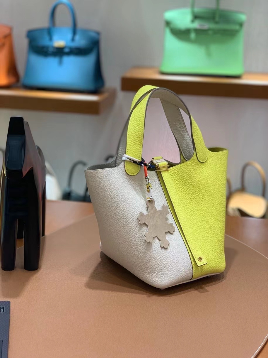 Hermès（爱马仕）Picotin 菜篮子 TC皮 奶昔白 拼 柠檬黄 18cm 金扣