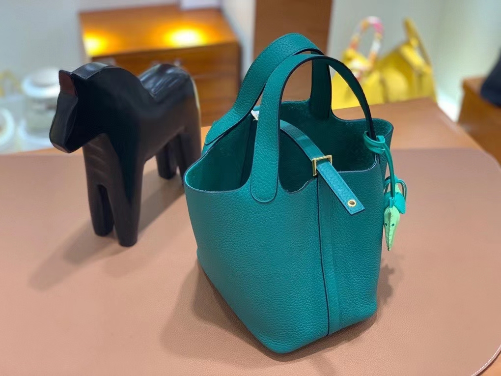 Hermès（爱马仕）Picotin 菜篮子 TC皮 丝绒绿 18cm 金扣
