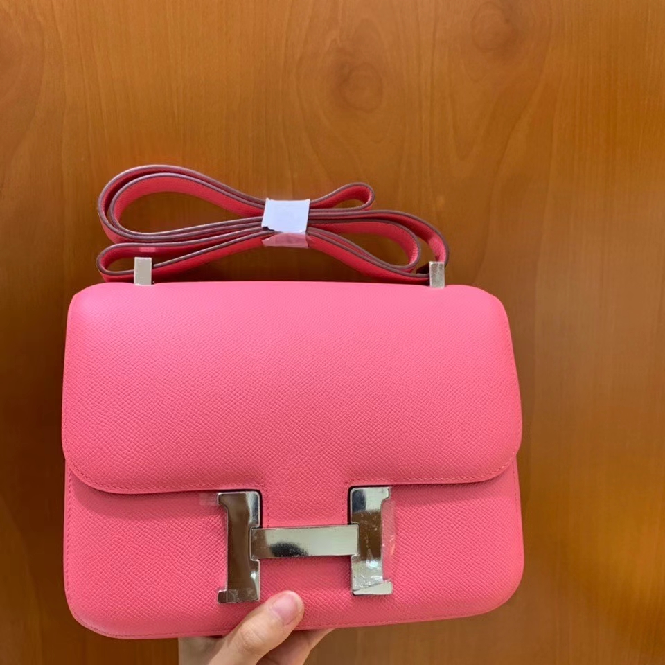 Hermès（爱马仕）Constance 空姐包 epsom 唇膏粉 银扣 24cm 现货