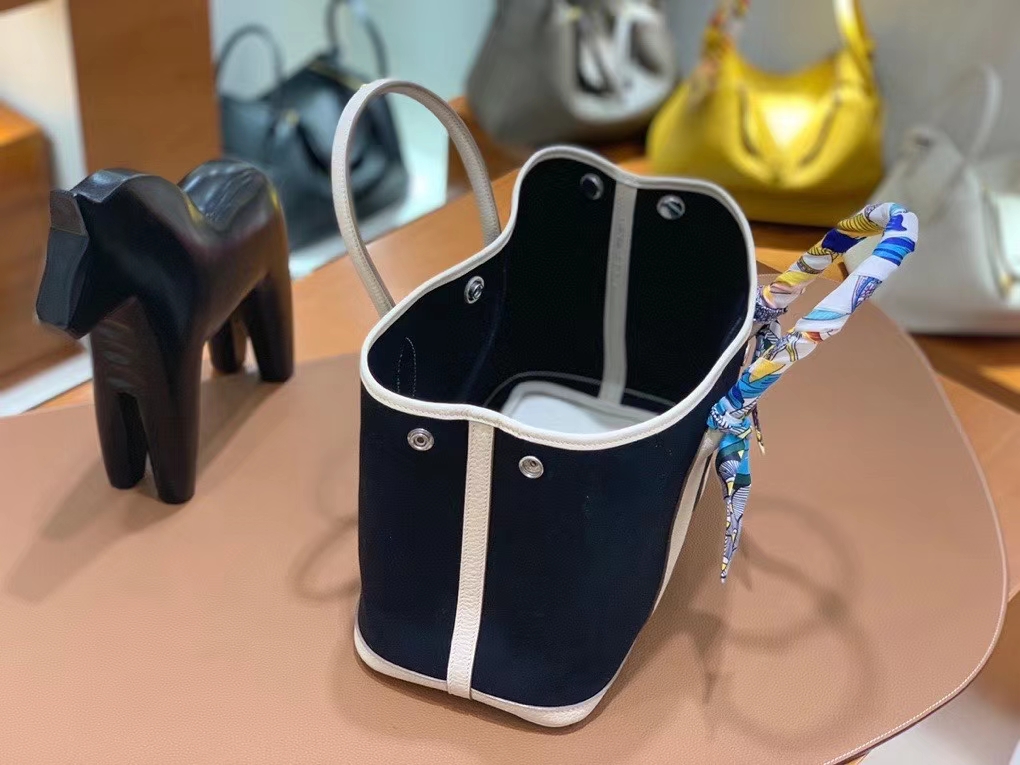 Hermès（爱马仕）Garden Party 花园包 TC拼帆布 奶昔白拼黑色 30cm 银扣