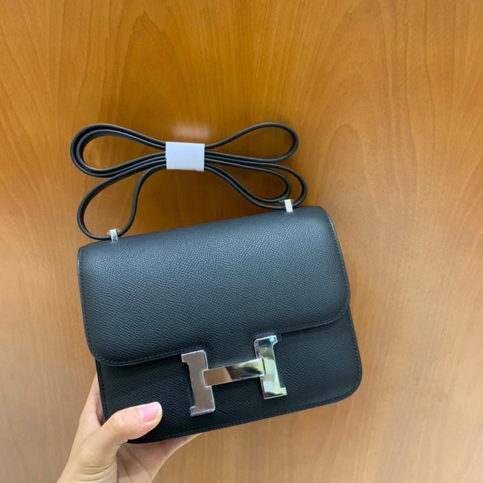 Hermès（爱马仕）Constance 空姐包 epsom 黑色 银扣 19cm 现货