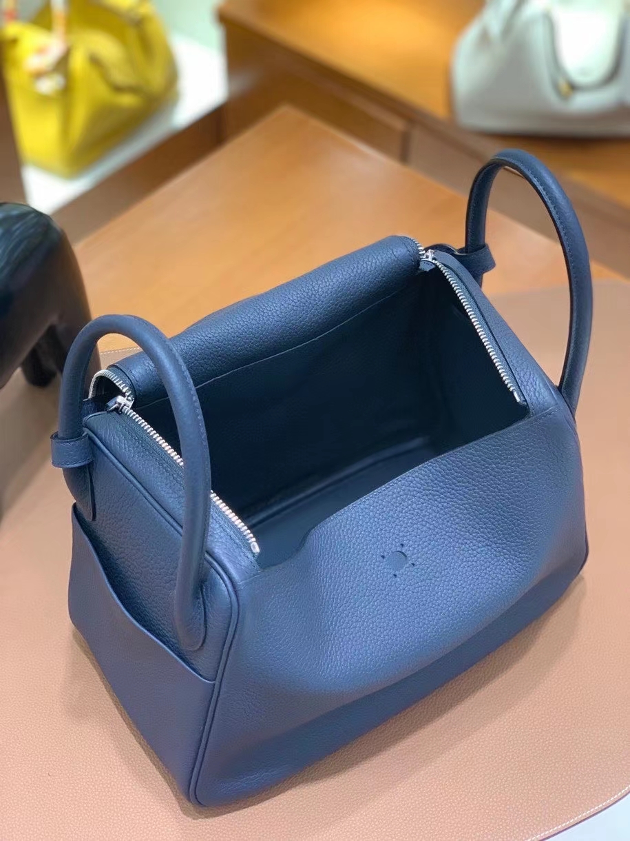 Hermès（爱马仕）TC 午夜蓝 Lindy 30 银扣