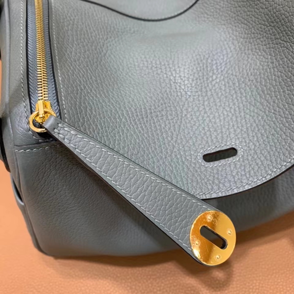 Hermès（爱马仕）TC 杏仁绿 Lindy 26 金扣
