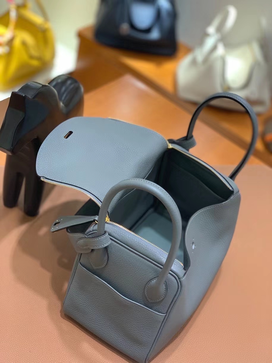 Hermès（爱马仕）TC 杏仁绿 Lindy 26 金扣