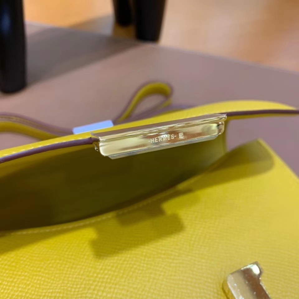 Hermès（爱马仕）Constance 空姐包 epsom 9D琥珀黄 金扣 19cm 现货