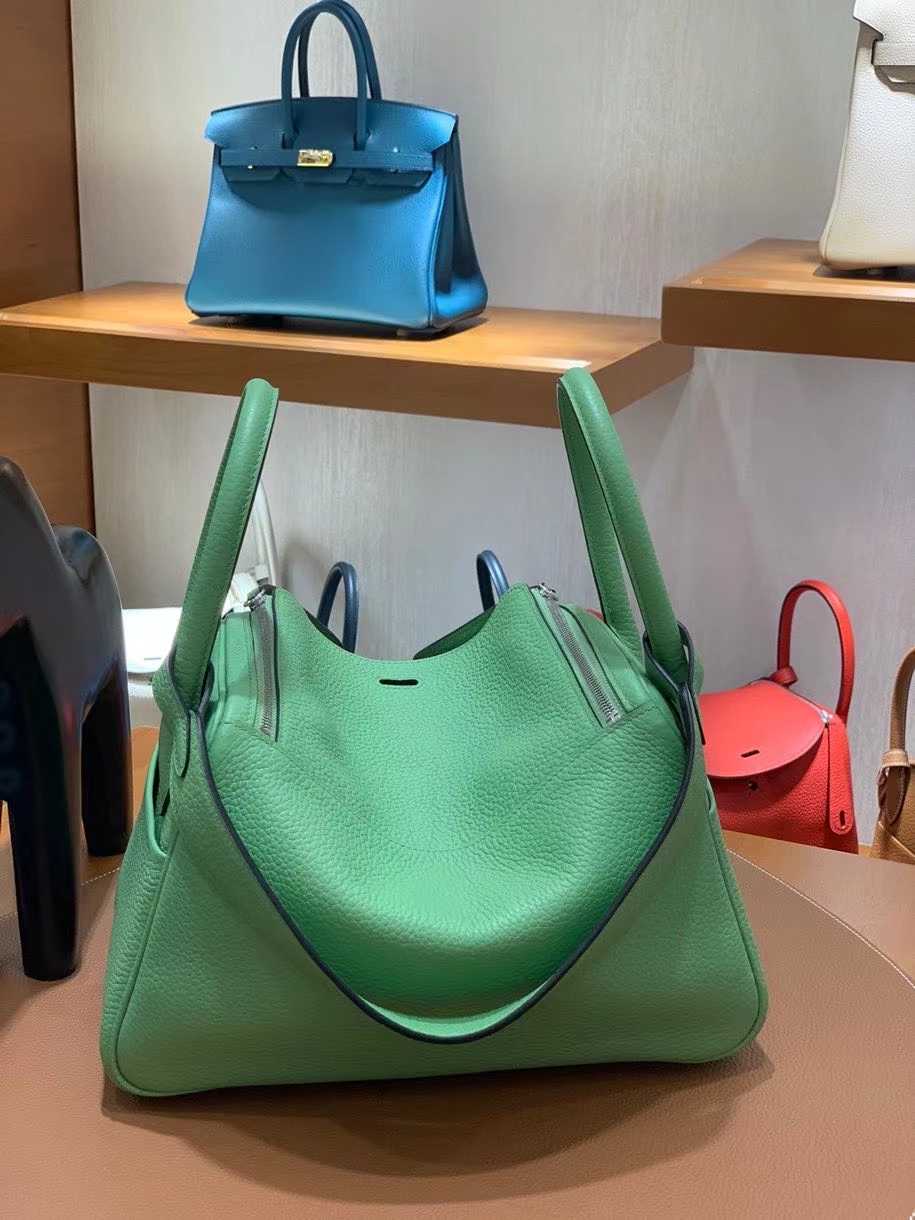 Hermès（爱马仕）TC 3i牛油果绿 Lindy 26 银扣