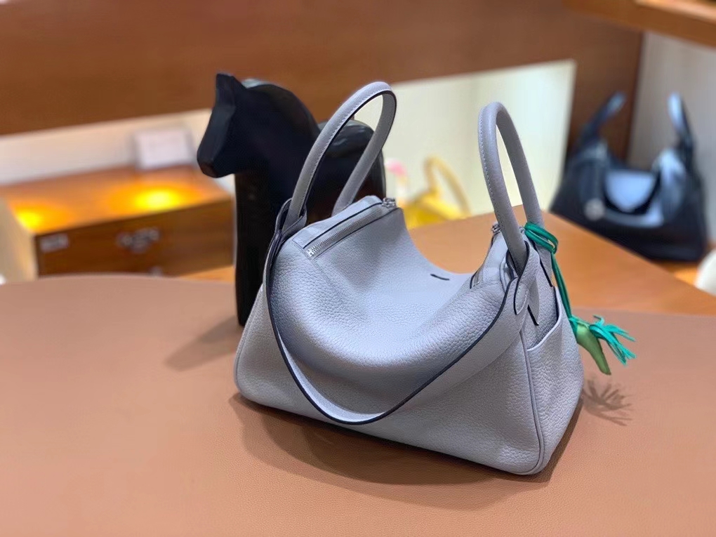 Hermès（爱马仕）TC 海鸥灰 Lindy 26 银扣