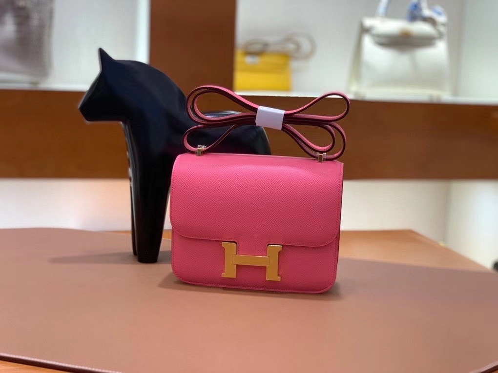 Hermès（爱马仕）Constance 空姐包 epsom 唇膏粉 金扣 19cm 现货