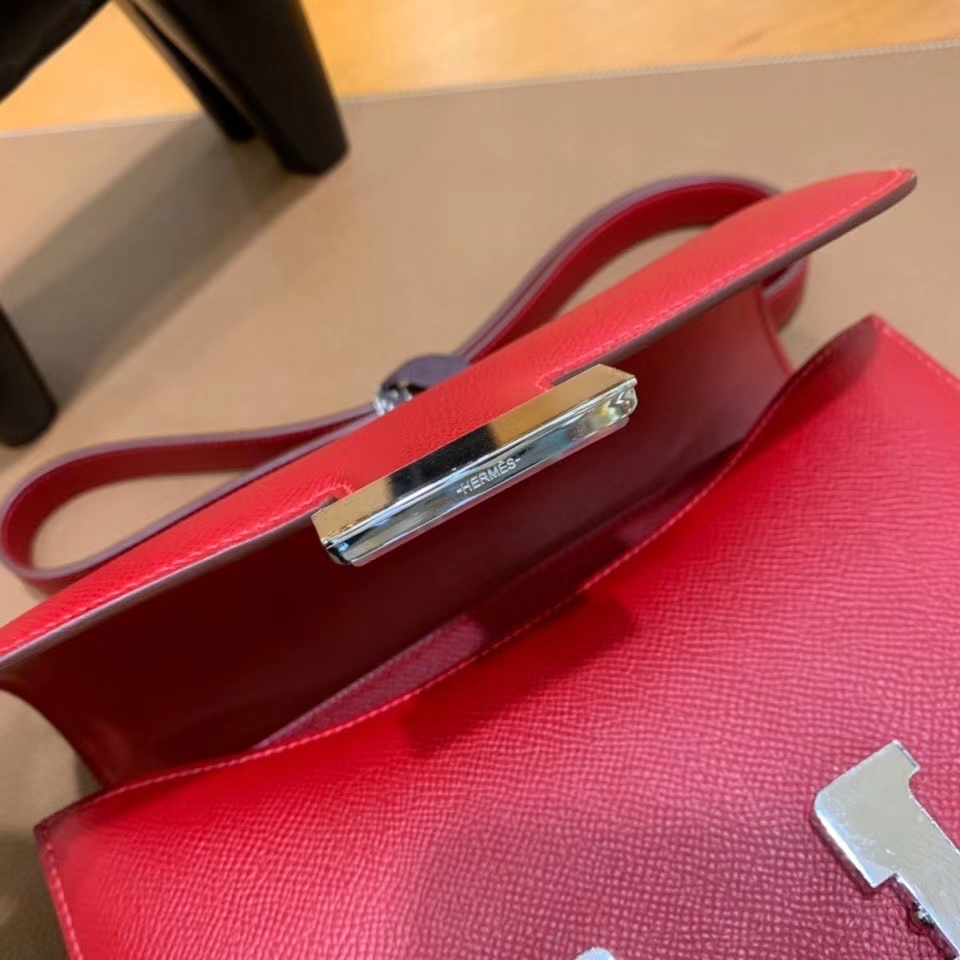 Hermès（爱马仕）Constance 空姐包 epsom 国旗红 银扣 24cm 现货