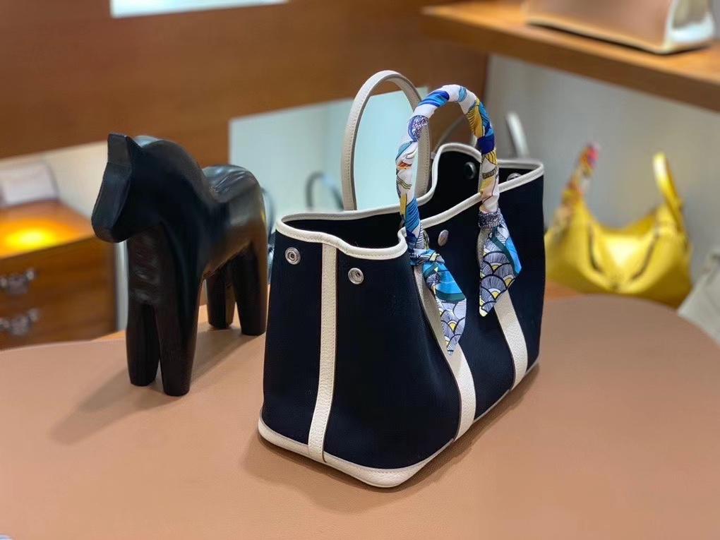 Hermès（爱马仕）Garden Party 花园包 TC拼帆布 奶昔白拼黑色 30cm 银扣