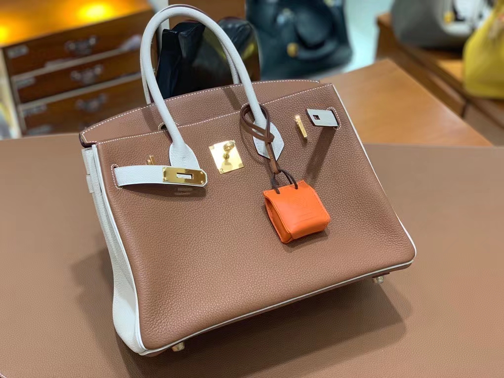 Hermès（爱马仕）Togo 金棕色 拼 奶昔白 BK 30 金扣