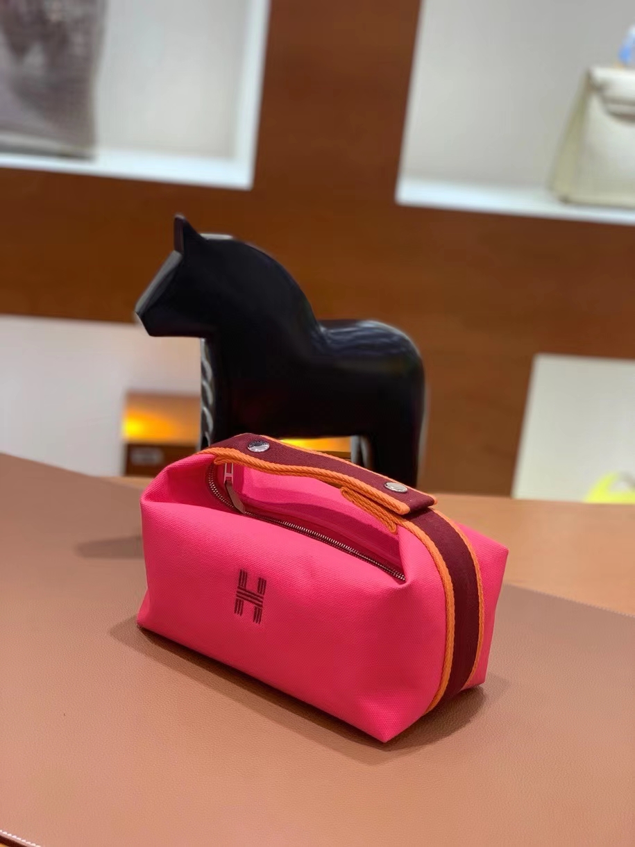 Hermès（爱马仕）桃红色 饭盒 21cm 银扣