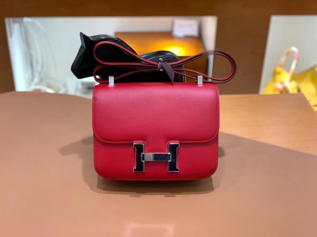 Hermès（爱马仕）Constance 空姐包 epsom 国旗红 银扣 24cm 现货