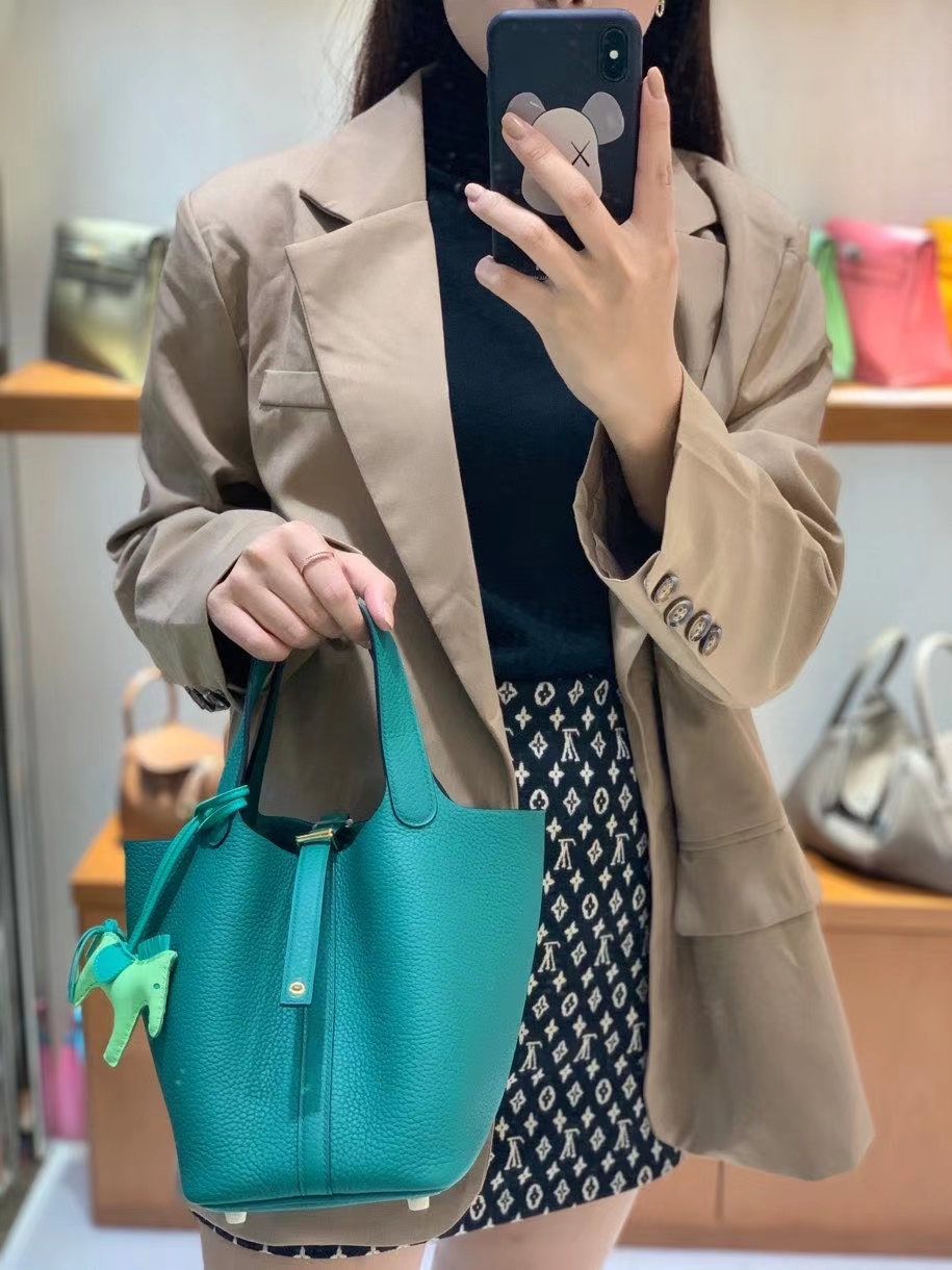Hermès（爱马仕）Picotin 菜篮子 TC皮 丝绒绿 18cm 金扣