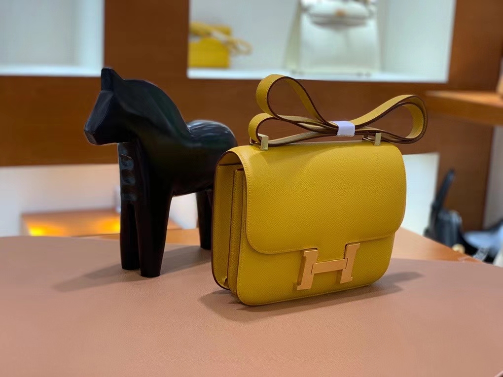 Hermès（爱马仕）Constance 空姐包 epsom 琥珀黄 金扣 24cm 现货