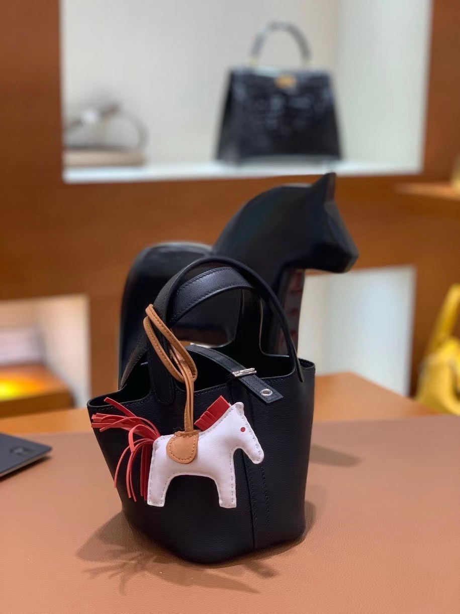 Hermès（爱马仕）Picotin 菜篮子 swift皮 黑色 14cm 银扣 现货
