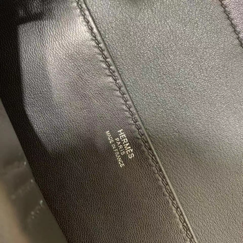 Hermès（爱马仕）Swift 黑色 Halzan 22cm 银扣 现货