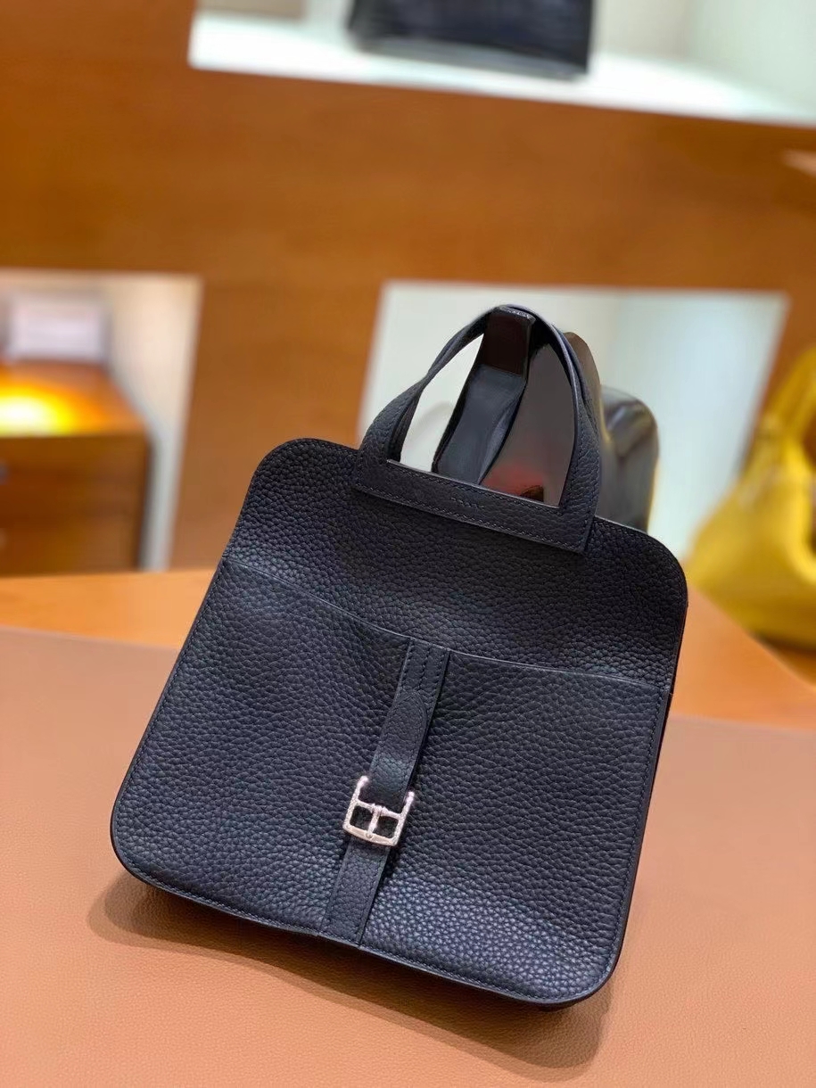 Hermès（爱马仕）TC 黑色 Halzan 22cm 银扣 现货