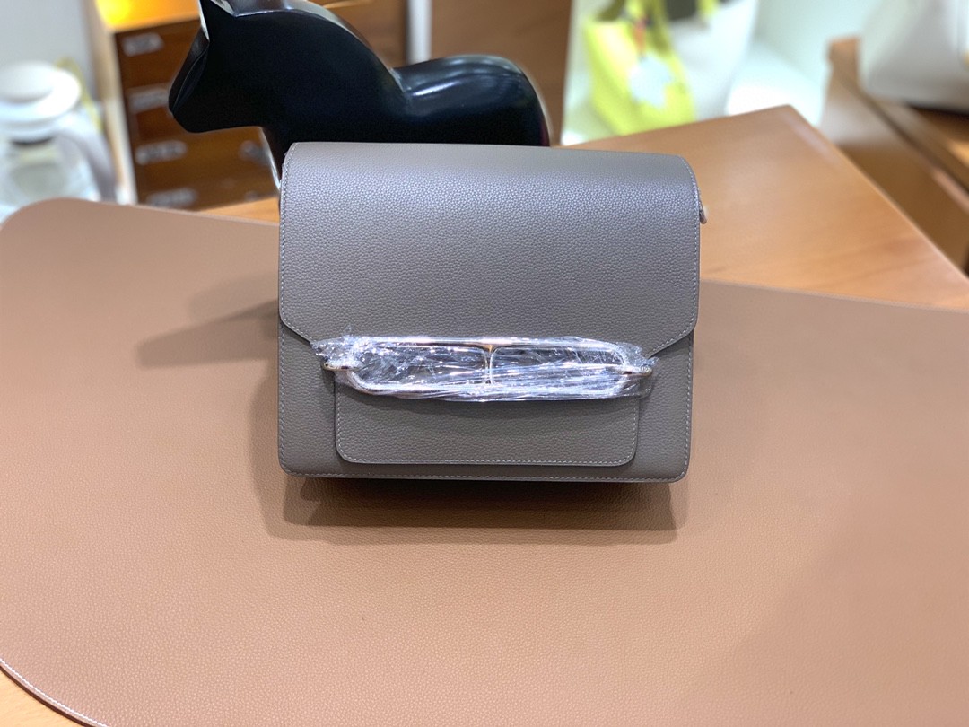 Hermès（爱马仕）Roulis 猪鼻子 evercolor 沥青灰 23cm 银扣 现货