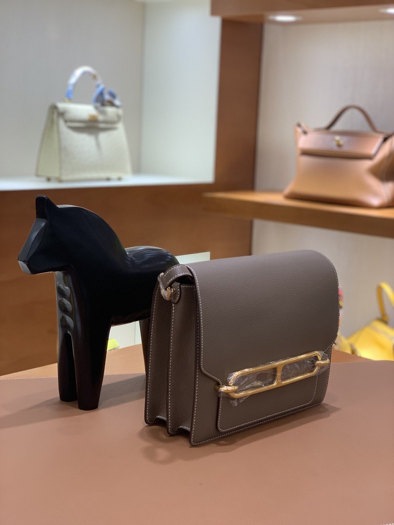 Hermès（爱马仕）Roulis 猪鼻子 evercolor 大象灰 23cm 金扣 现货