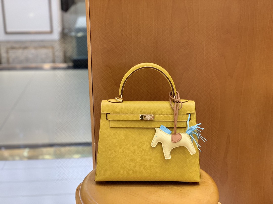 Hermès（爱马仕）Kelly 凯莉包 Epsom 琥珀黄 金扣 25cm