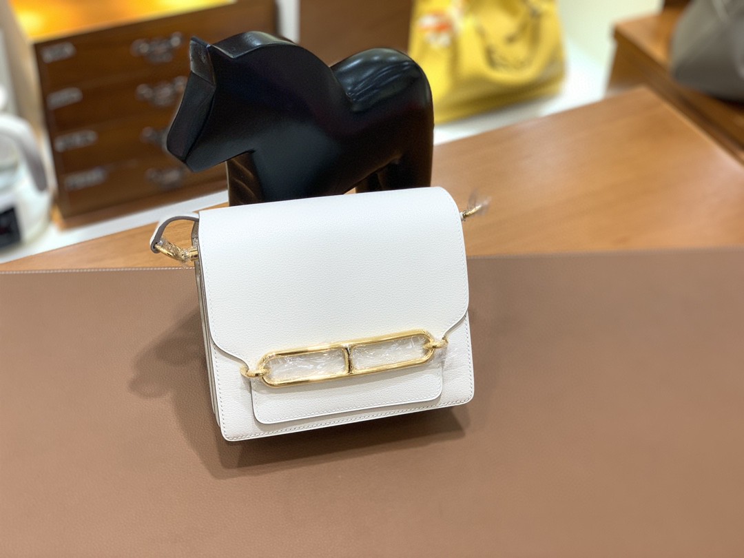 Hermès（爱马仕）Roulis 猪鼻子 evercolor 奶昔白 18cm 金扣 现货