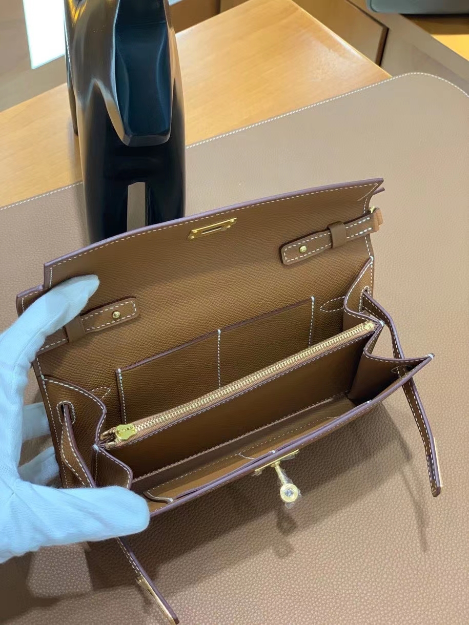 Hermès（爱马仕） Epsom 金棕色 Kelly to go wallet 金扣 现货