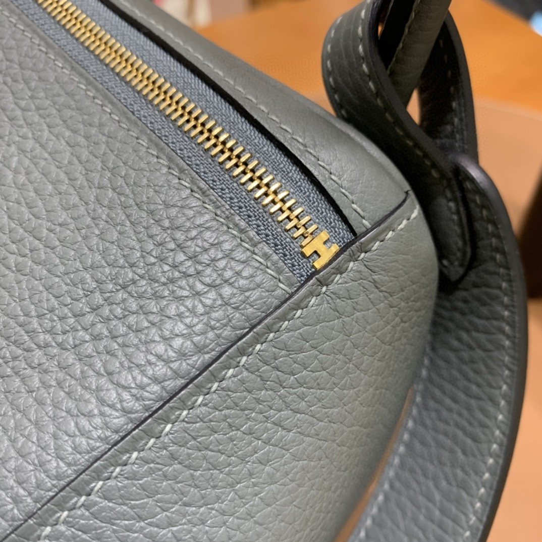 Hermès（爱马仕）Lindy 琳迪包 TC 杏仁绿 金扣 26cm 现货