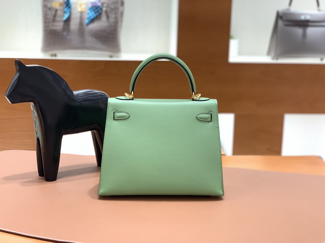 Hermès（爱马仕）Kelly 凯莉包 Epsom 牛油果绿 金扣 25cm