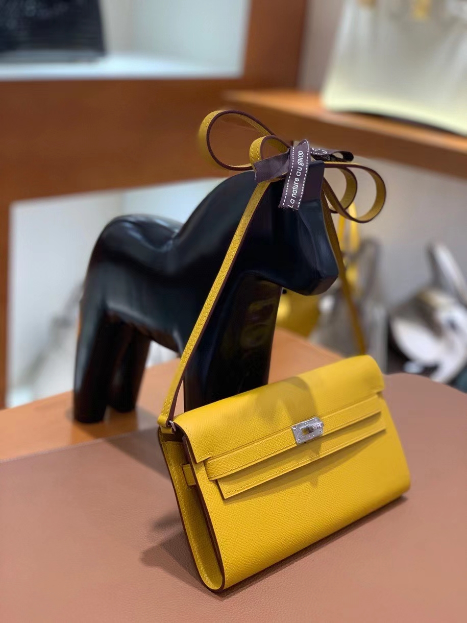 Hermès（爱马仕）Epsom 9D琥珀黄 Kelly to go wallet 银扣 现货